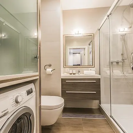 P&o Metro Mlociny Warsaw