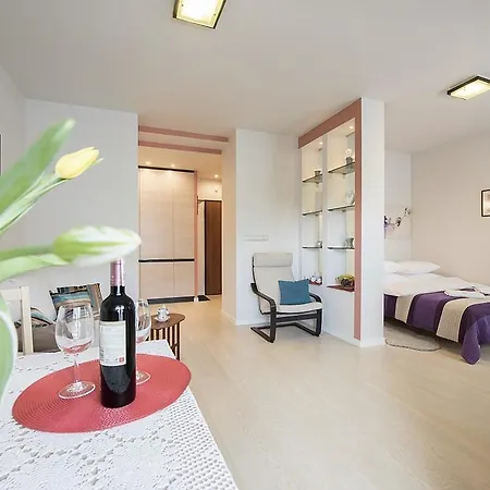 Apartment P&o Metro Mlociny Warsaw